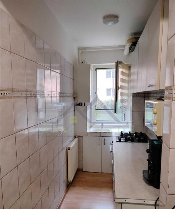 Apartament 2 camere zona Gemenii
