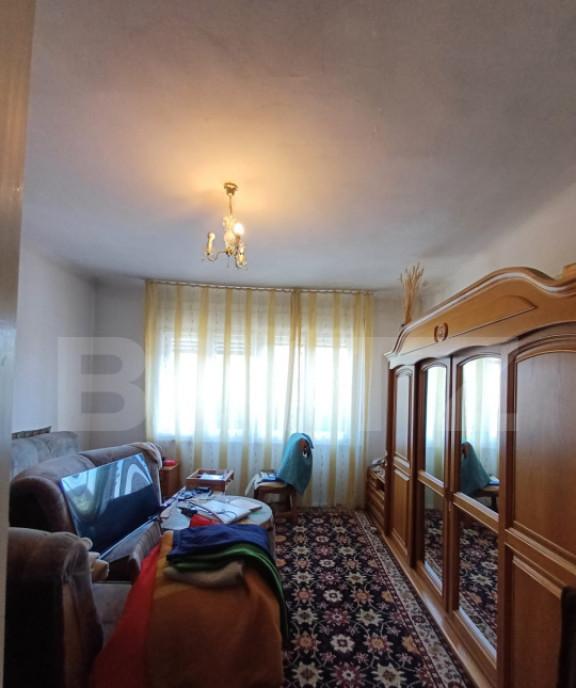 Apartament 1 camera 31 mp zona M uri Cetate