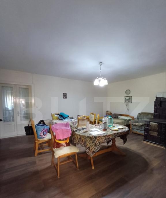 Apartament 2 camere etajul 2 mobilat zona Cetate