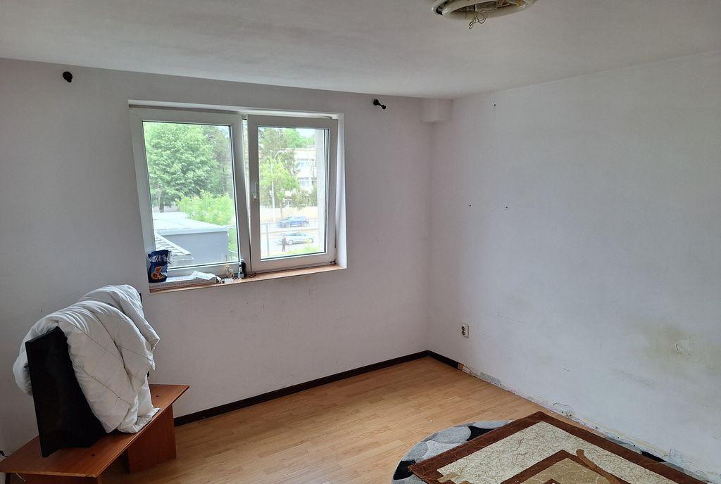 Apartament 3 camere etajul 2 Sector 4 Bd C tin Branc