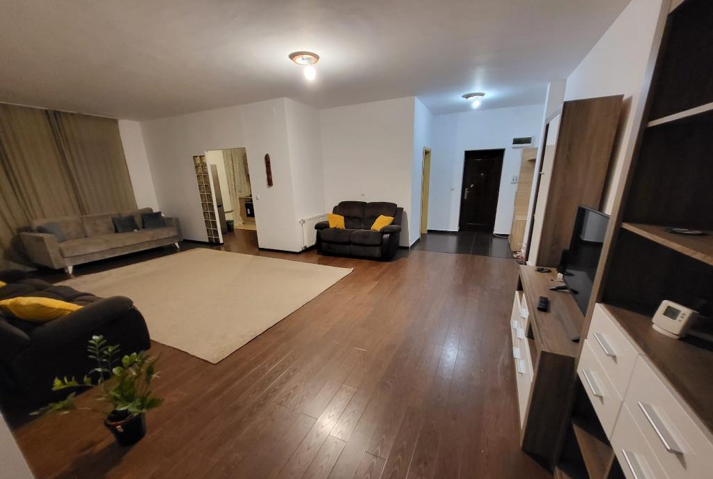 Proprietar apartament 3 camere metrou Straulesti