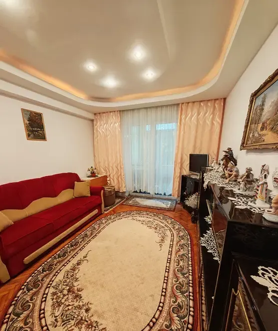 Vand apartament 2 camere decomandate et 2/3