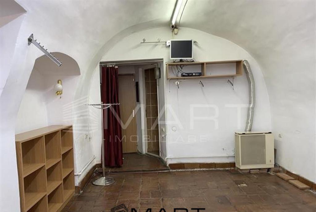 Garsoniera zona Tiglari