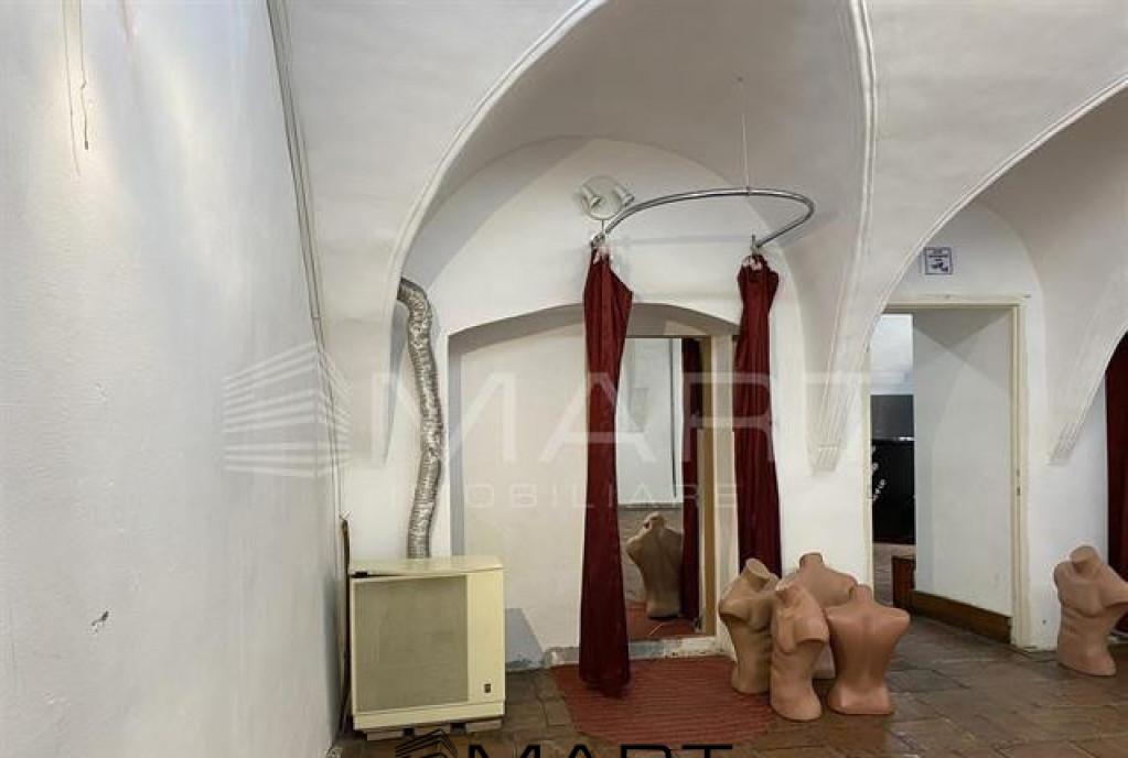 Garsoniera zona Tiglari