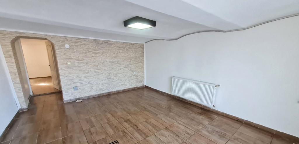 Spatiu birouri casa locuit 300mp zona Milea