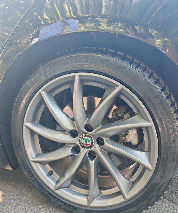 Alfa romeo giulia 2019 280 cp 80 000 km 20 eur