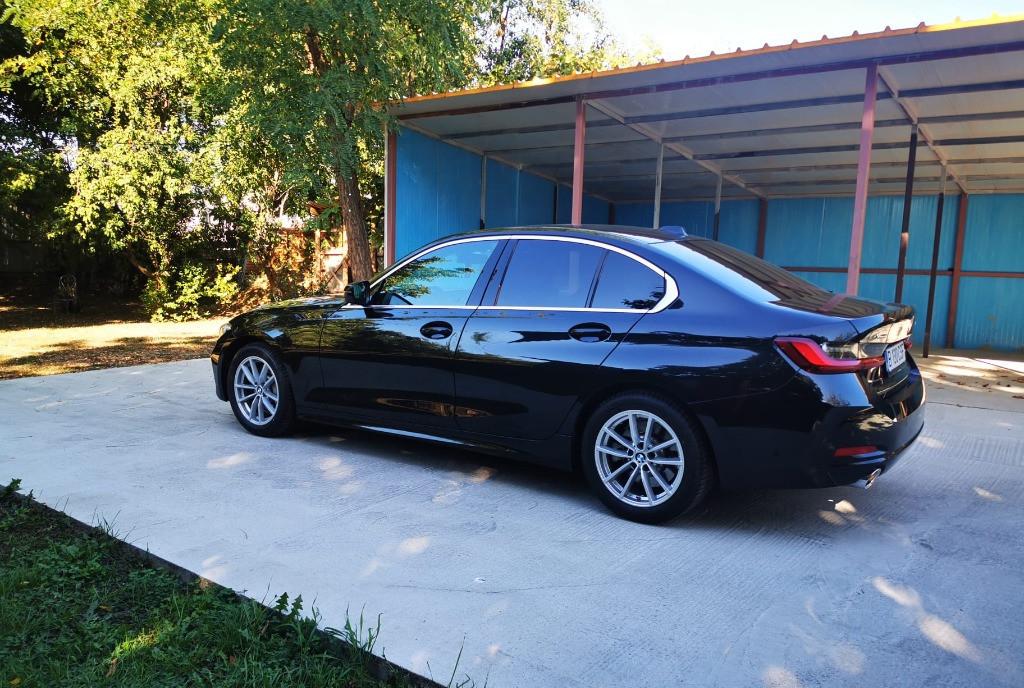 BMW Seria 3 330i xDrive 41 800 eur