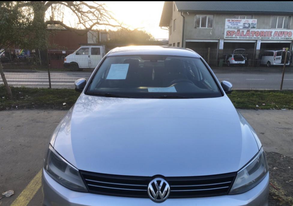 VW Jetta 1 6 TDI 2012 FULL ISTORIC REPREZENTANTA 4 500 eur