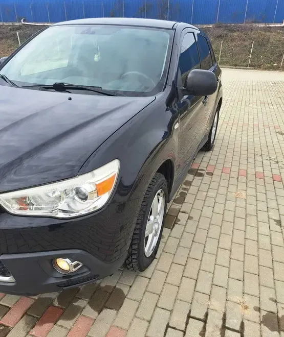 Mitsubishi ASX 2011 1 8