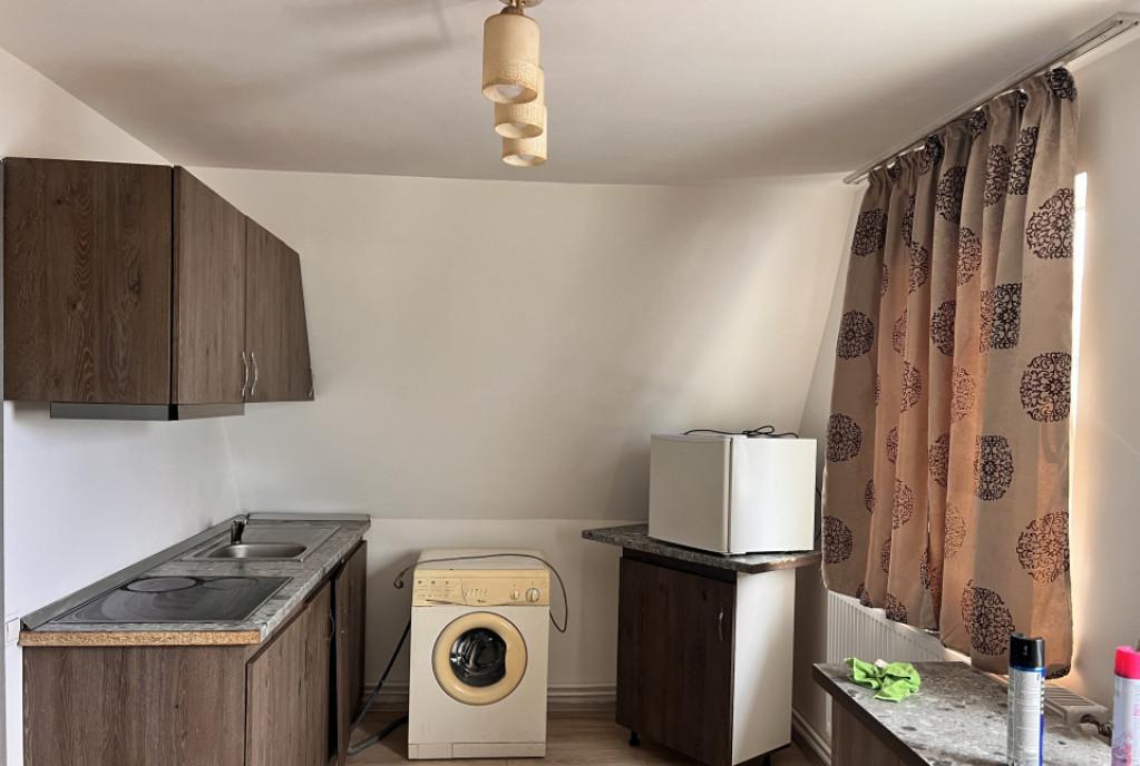 Garsoniera studio terezian drumul ocnei