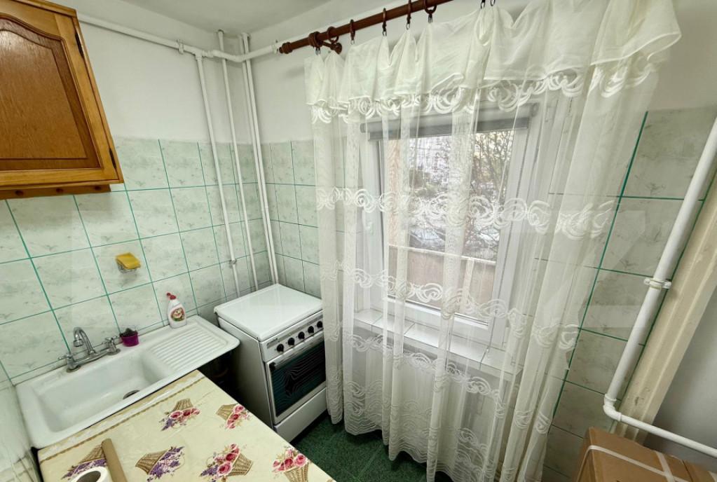 Garsoniera zona Brazda 36mp