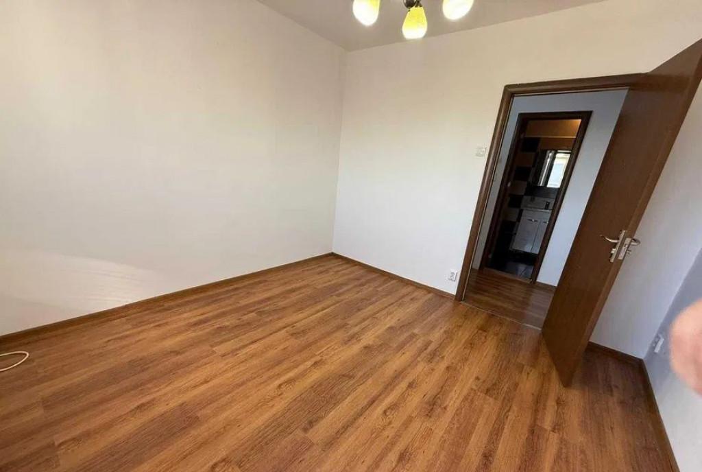 Apartament 2 camere decomandat Dristor metrou 1982
