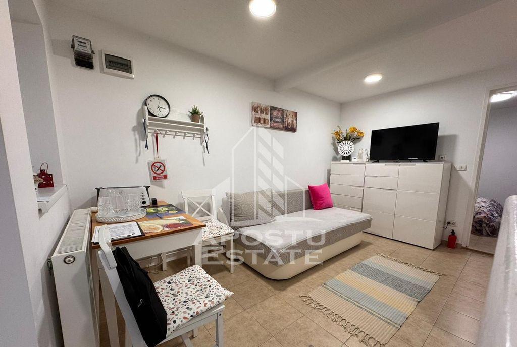 Apartament cu o camera centrala proprie ac zona Lipovei
