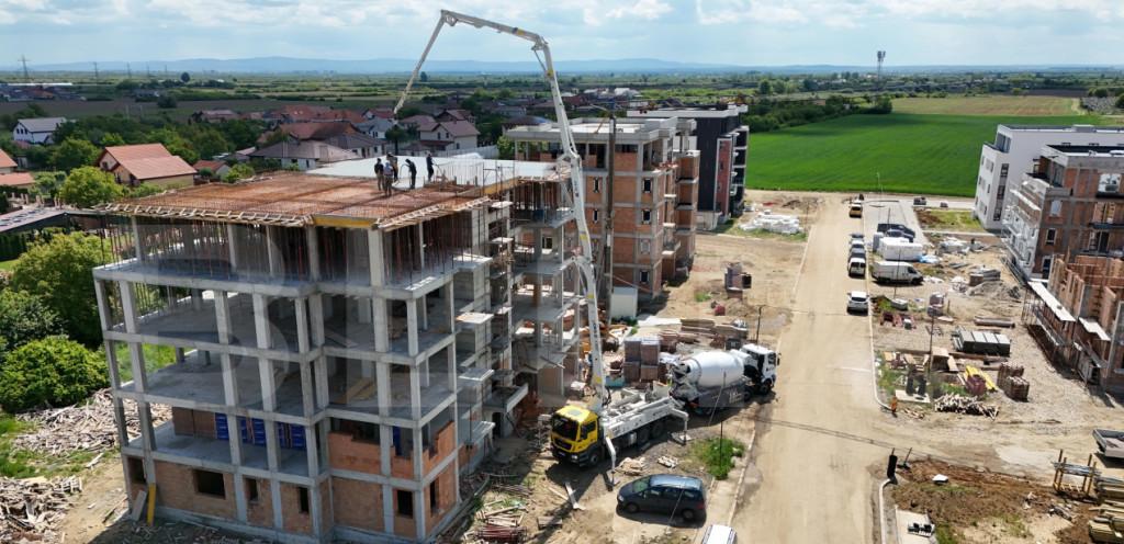 Garsoniera decomandata balcon zona Centrala