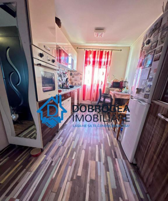 Eternitatii 2 camere centrala gaz loc parcare