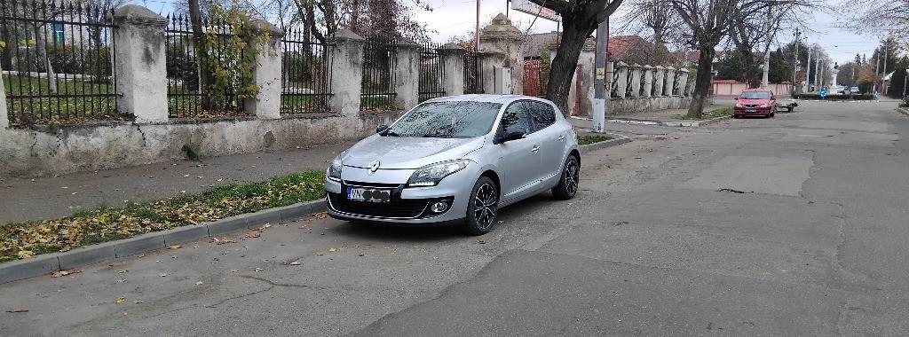 Renault Megane Benzina 3 300 eur