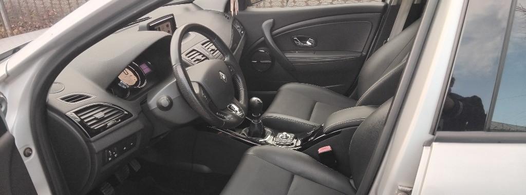 Renault Megane Benzina 3 300 eur