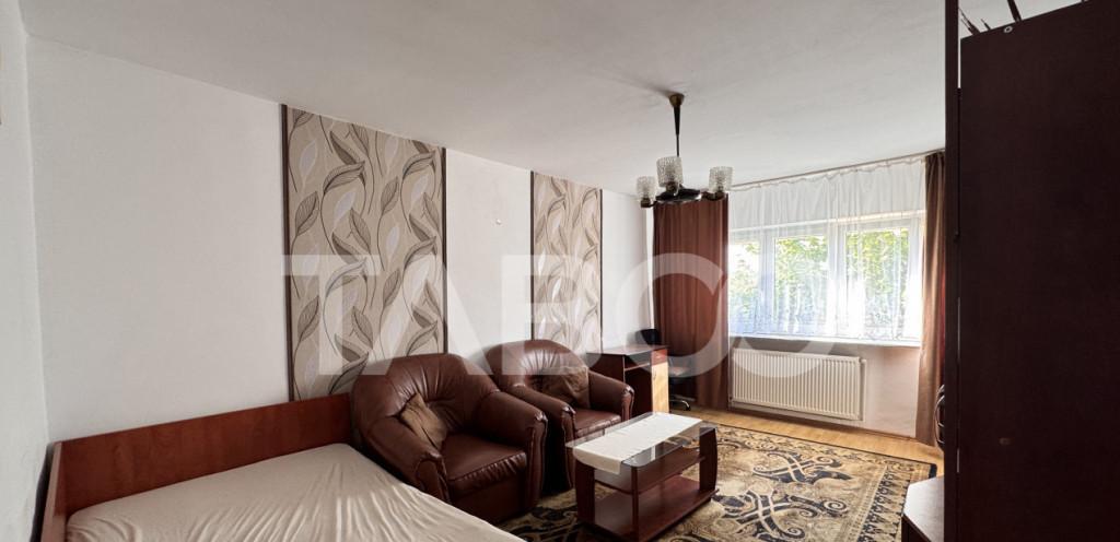 Apartament 2 camere mobilat decomandat 50mp balcon Vasile Aa