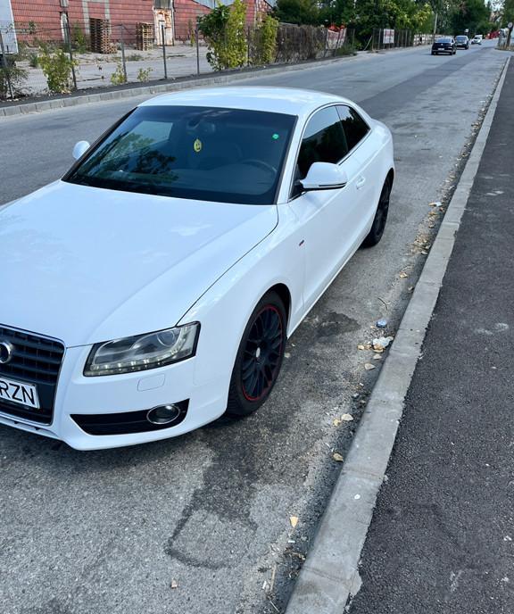 Audi A5 USOR AVARIAT 5 000 eur