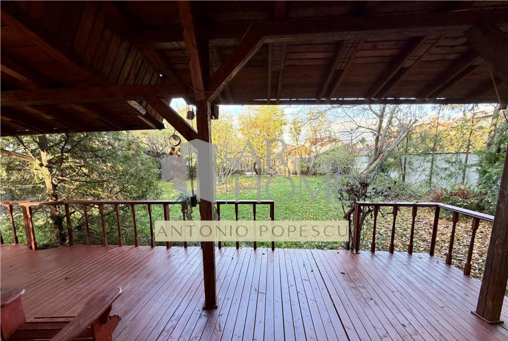 Vila 5 camere teren 795 mp Ploiesti zona centrala