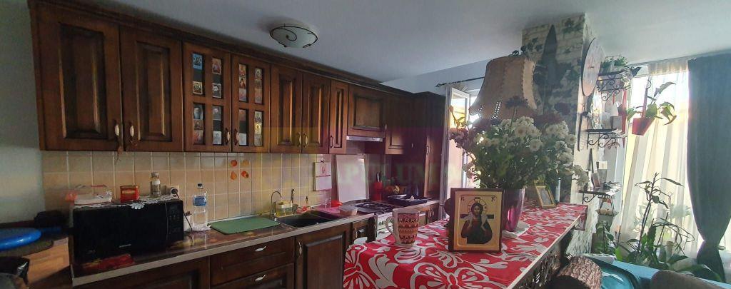 Apartament 3 camere 80mp Metrou Aparatorii Patriei
