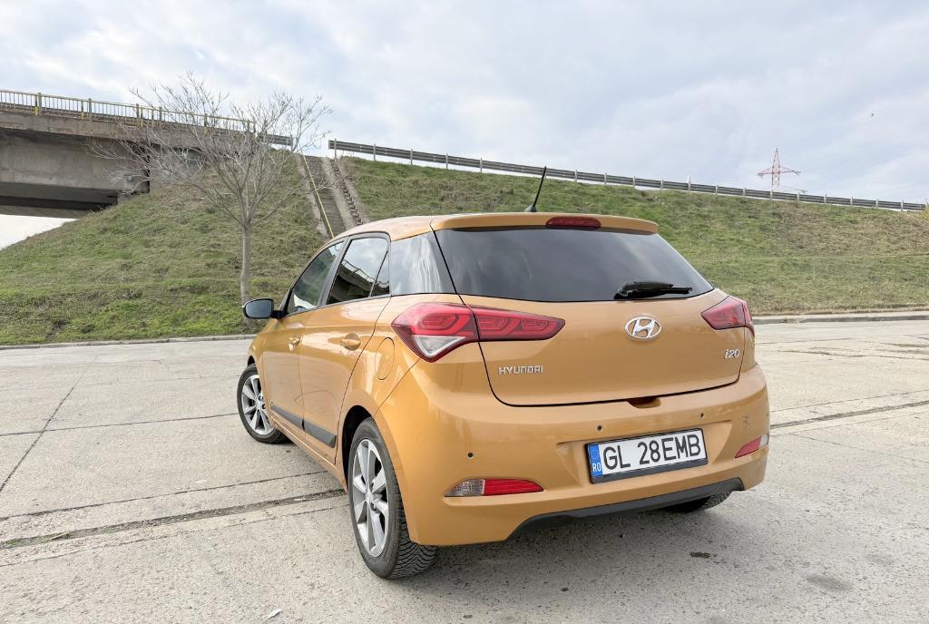 Hyundai I20 2016 echipare Led Line 7 490 eur