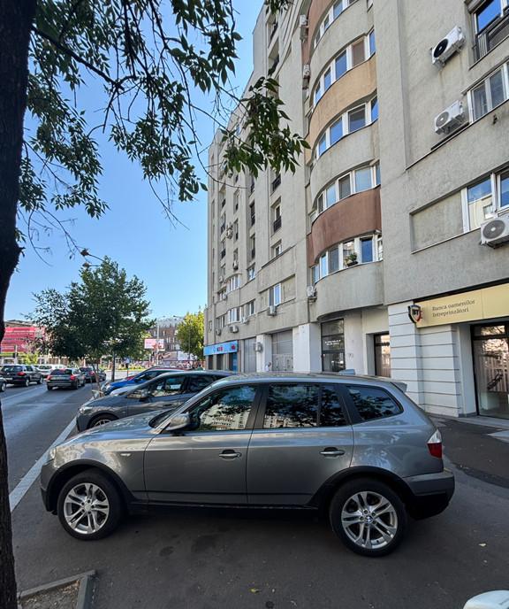 BMW X3 2 0d Bixenon Distributie schimbata 7 900 eur