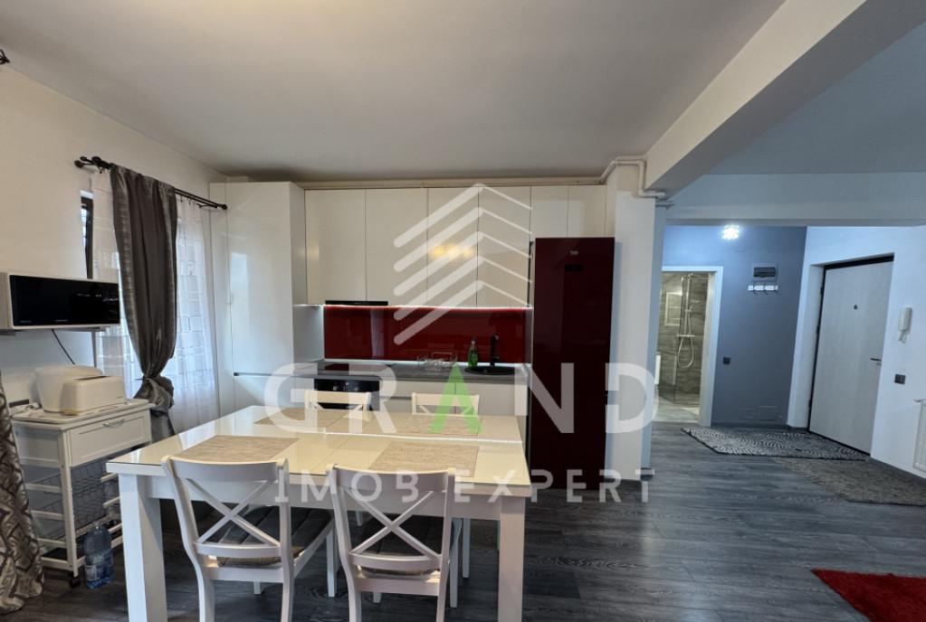 Ap 2 camere balcon parcare subterana Ansamblul lumini