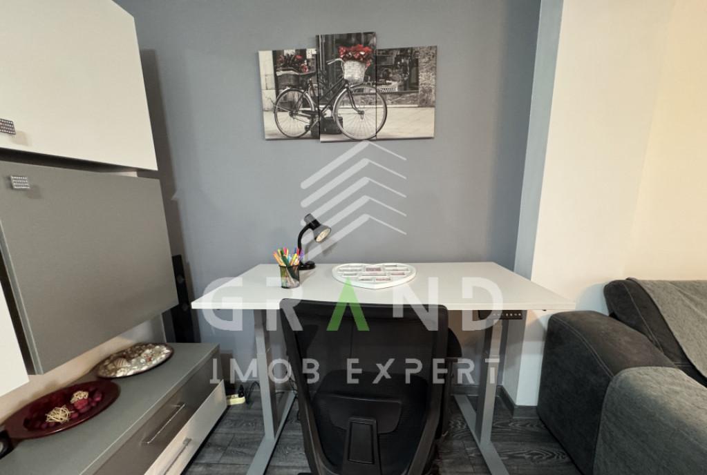 Ap 2 camere balcon parcare subterana Ansamblul lumini