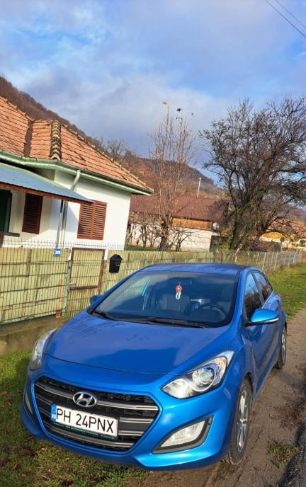 Hyundai i30 1 6CRDI 8 000 lei