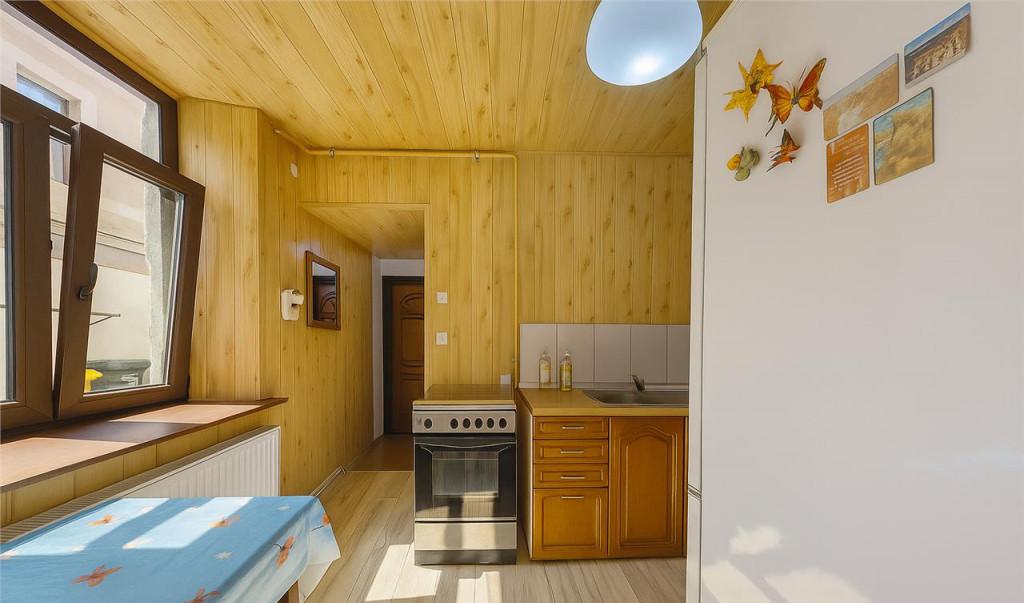 Garsoniera luminoasa mobilata si echipata Centrul Istoric