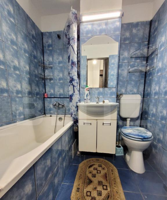 Apartament de vanzare cu 2 camere etaj intermediar zona P