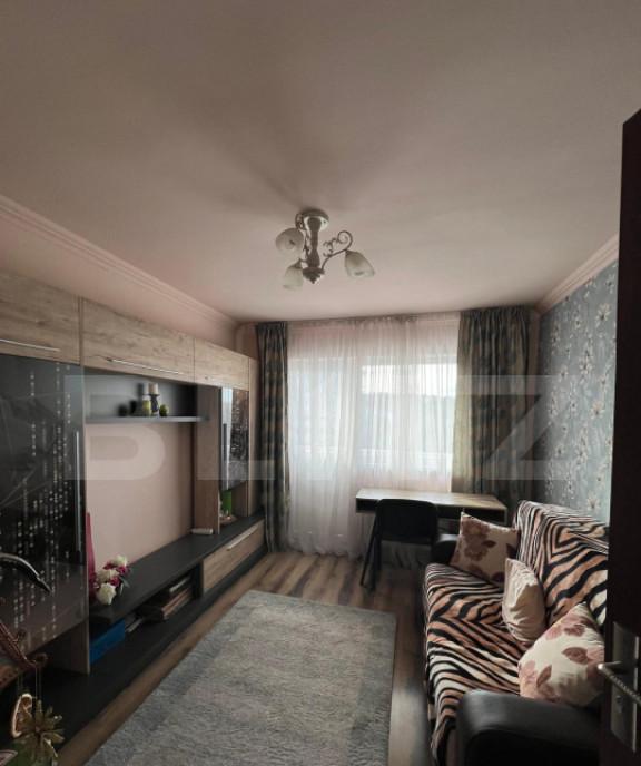 Apartament spatios luminos 3 camere Suprafata totala 8