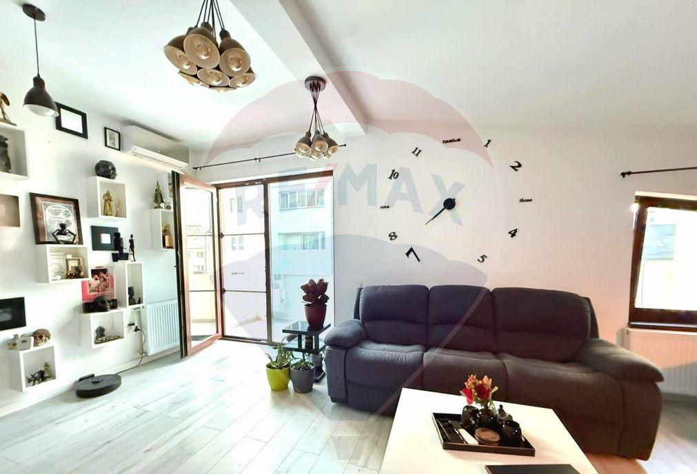 Apartament cu 2 camere zona P ta Resita