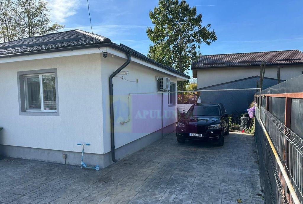 Casa 3 camere dependinte curte 380 Sabareni