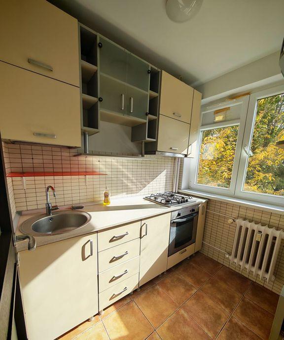 Garsoniera renovata Aparatorii Patriei