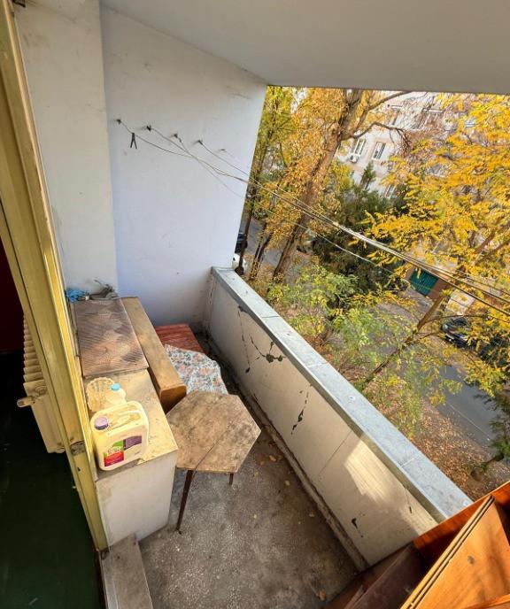 Proprietar apartament 3 camere situat in strada Aleea Callatis