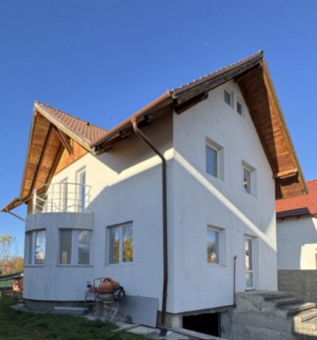 Casa noua 4 camere 190 mp teren in Ghimbav