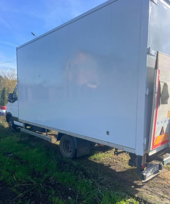 Iveco Daily 3 5t cu lift 8 990 eur