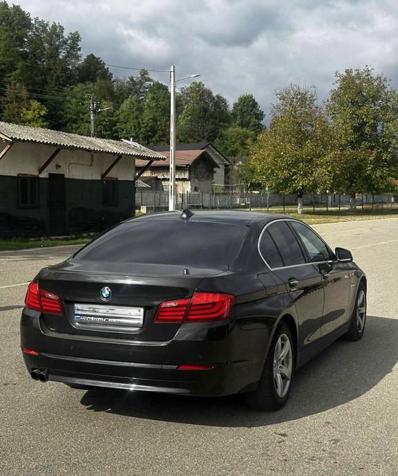 BMW F10 520d an 2011 motor 2 0 10 500 eur