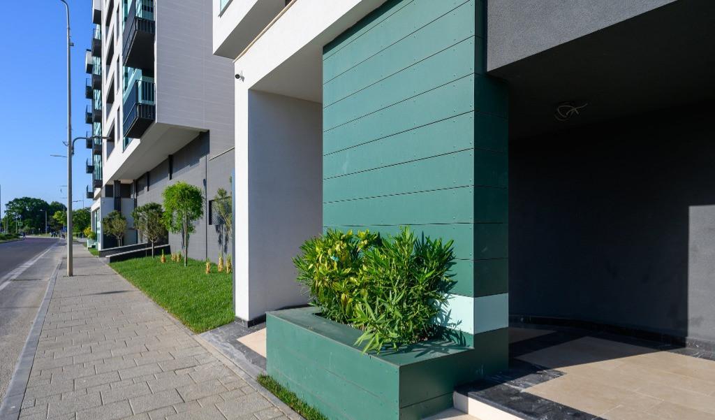 Finalizat Gata de mutare Ap 4 camere Bd Mamaia 294B colt cu Unirii