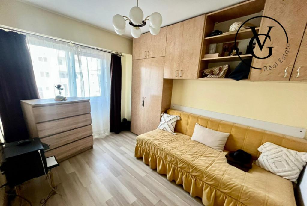 Apartament 3 camere Aurel Vlaicu Decomandat