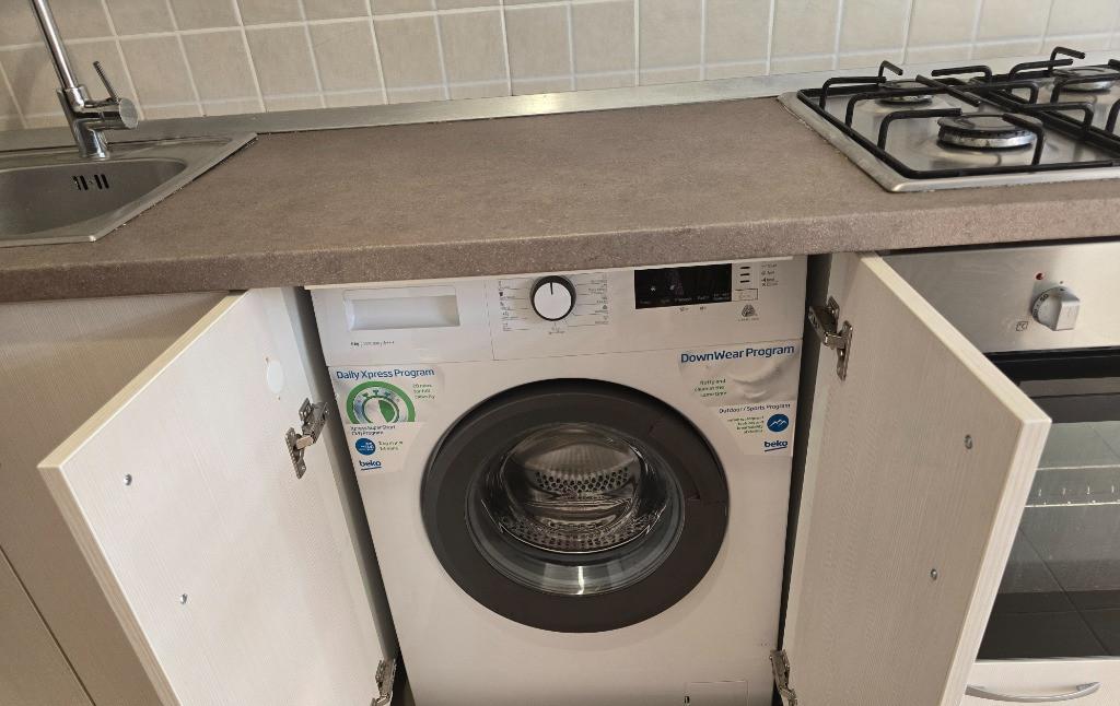 Proprietar inchiriez apartament 2 cam Popesti Leordeni Ilfov Amurgului