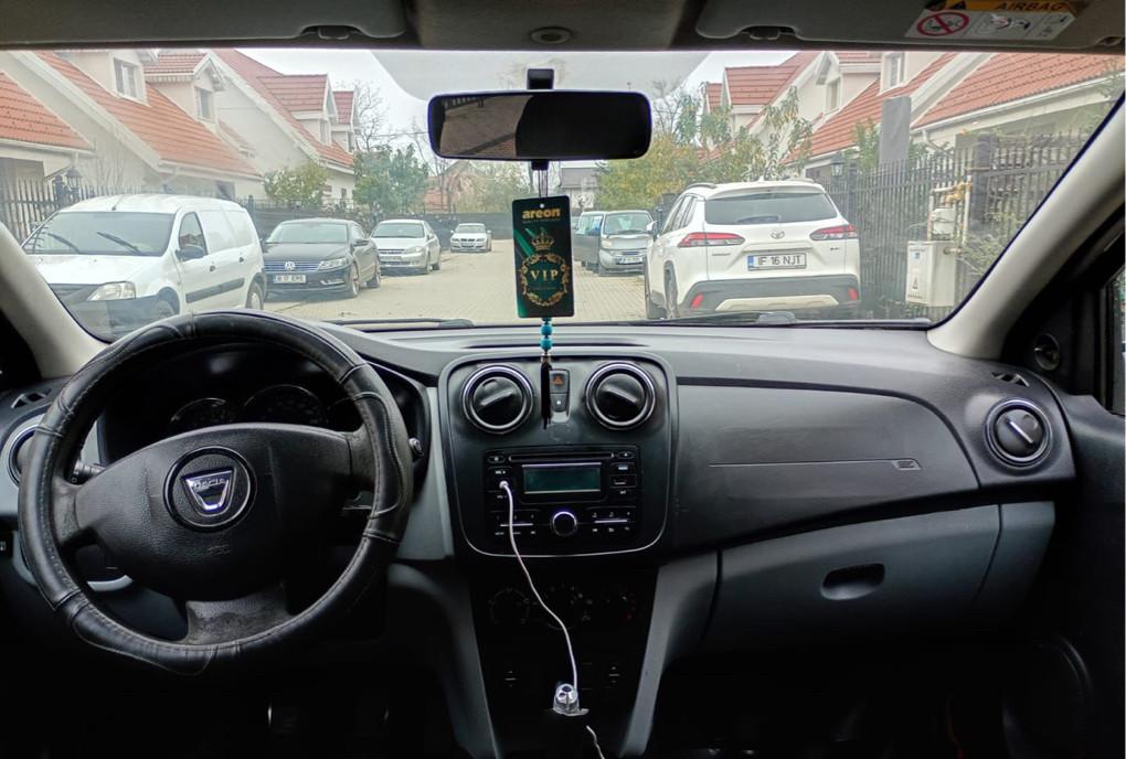 Dacia Logan 2014 2 400 eur