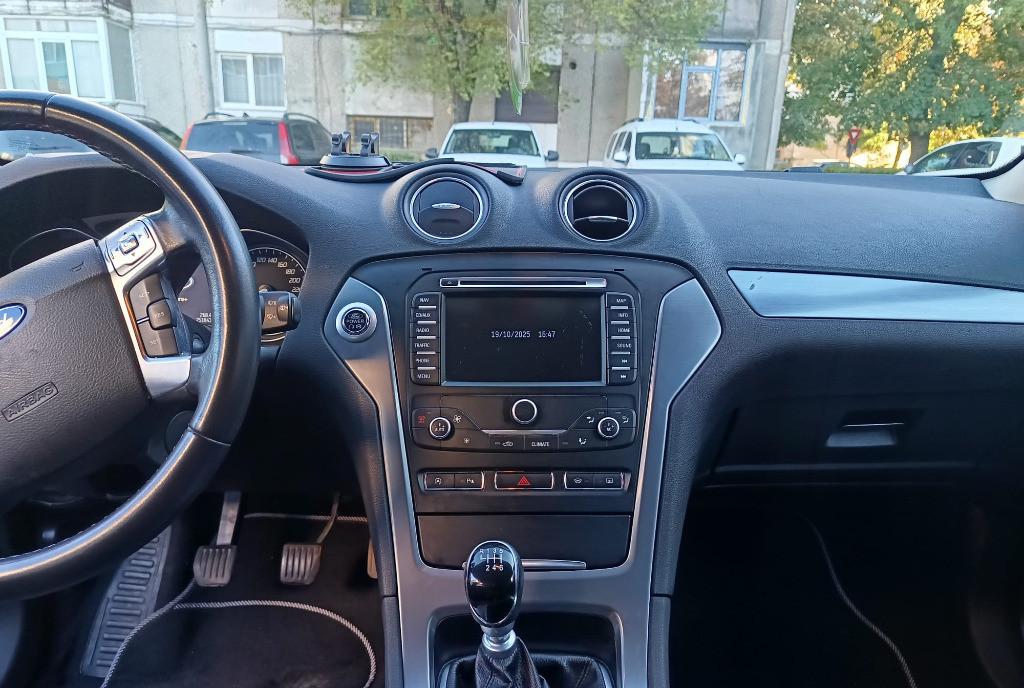 Ford Mondeo Ford Mondeo MK4 1 6 TDCI 115CP 5 200 eur