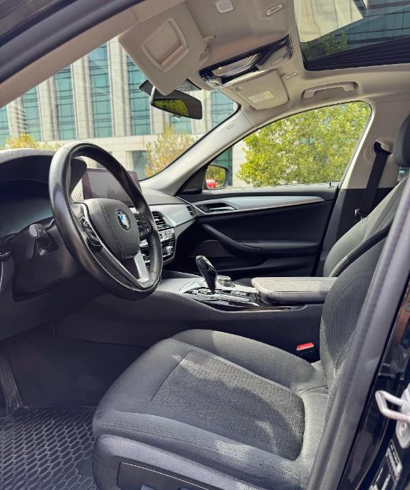 BMW 530e iPerfomance 95 000km reali proprietar 24 900 eur