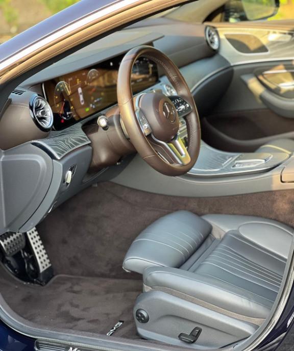 Mercedes-Benz CLS 350 Coup eacute 2021 20 000 km 50 000 eur