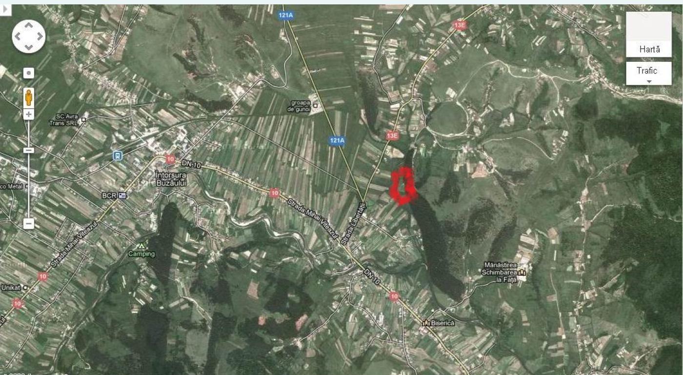 Casa batraneasca si teren Intorsura Buzaului