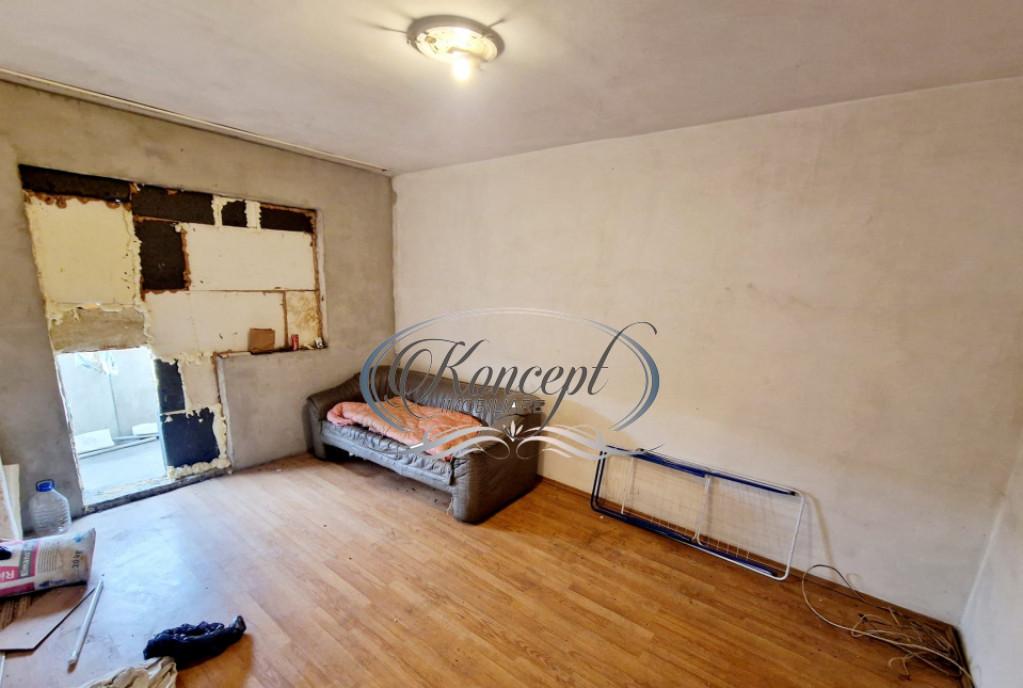 Apartament central cu potential investitional