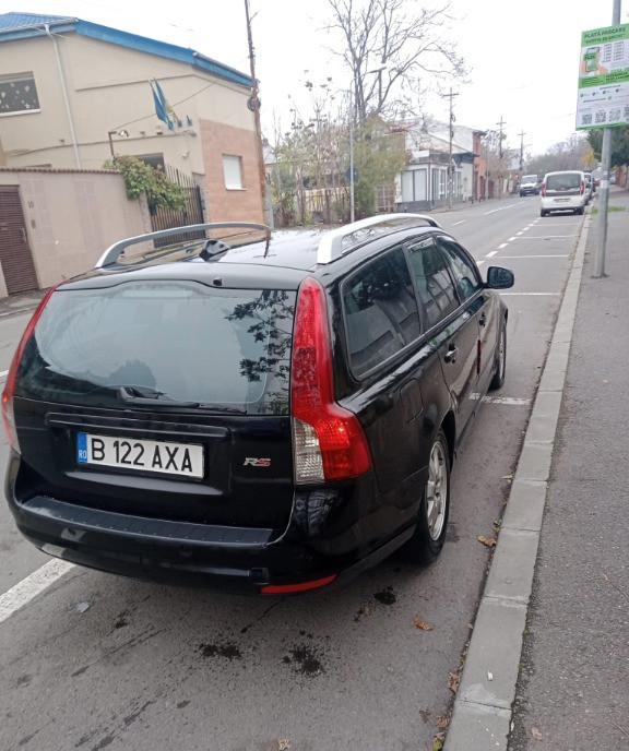 Volvo V50 an 2011 3 700 eur